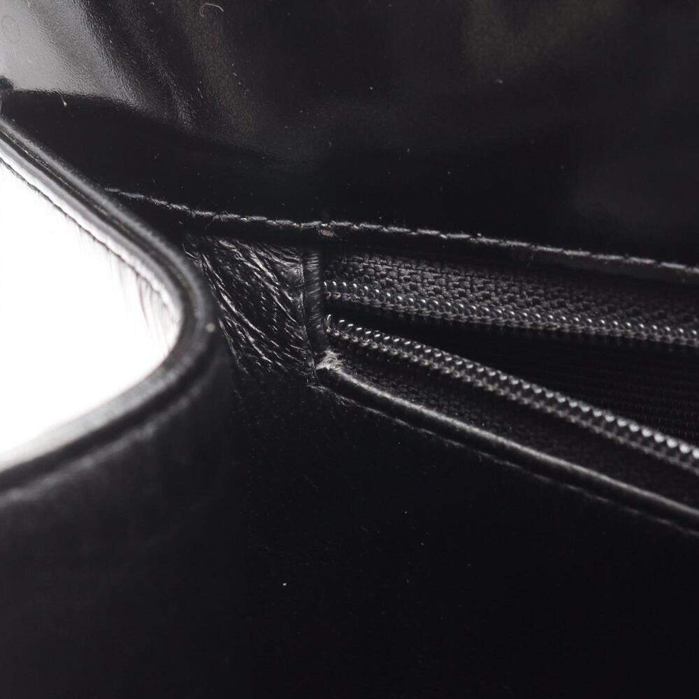 CHANEL Black Leather Tote Bag - Picture 7 of 15